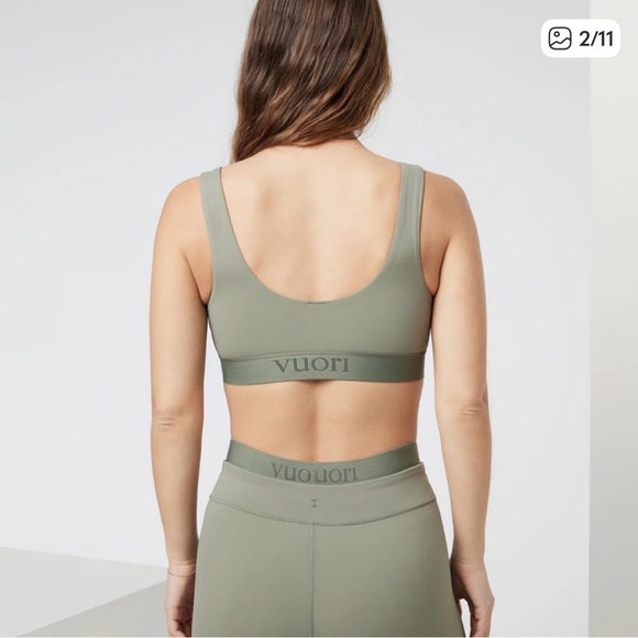 Vuori Elevate Daily Bra in Pistachio - Picture 2 of 4